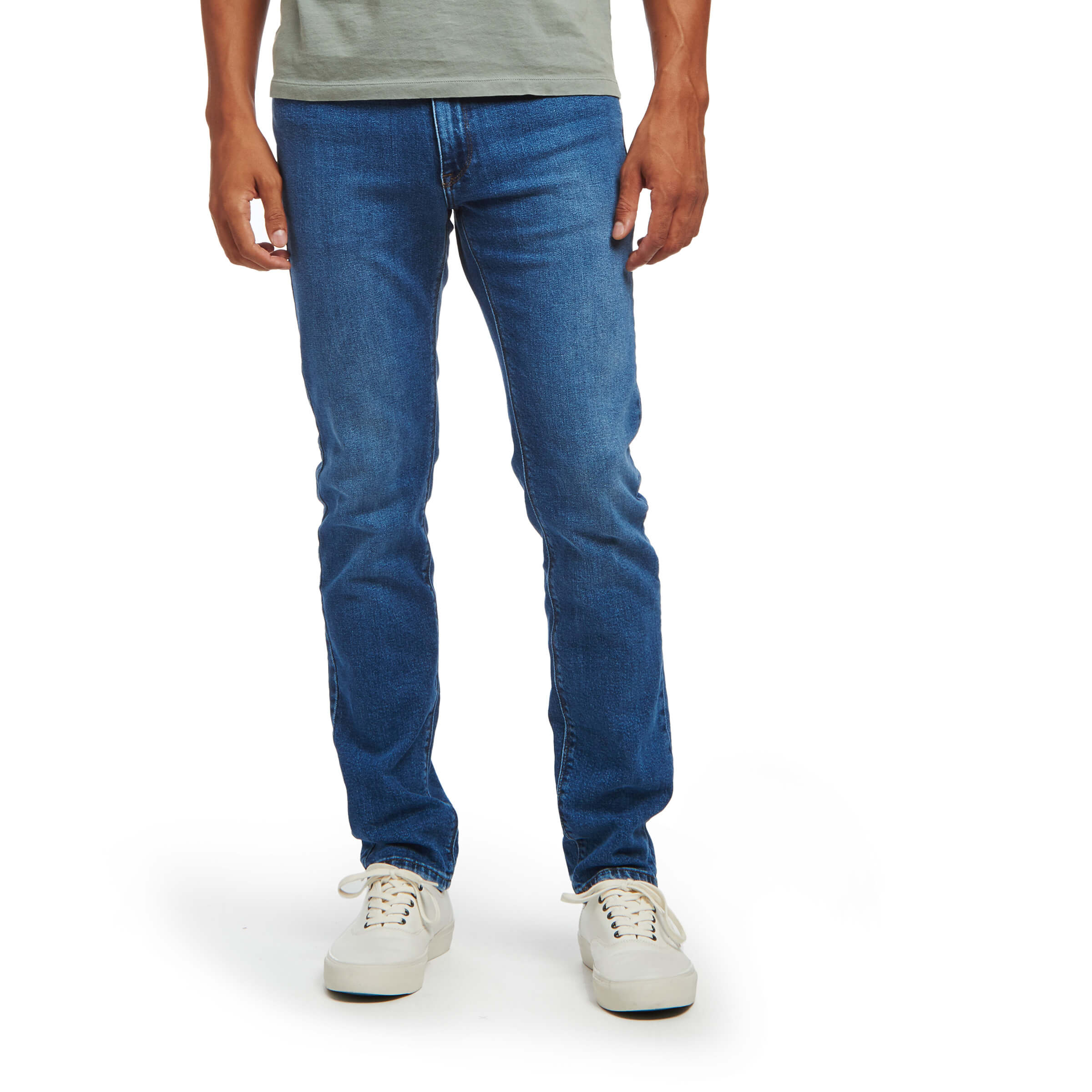 copy_of_slim_hube_10mo_scht_drig_grgr_0003_half_body__2.jpg