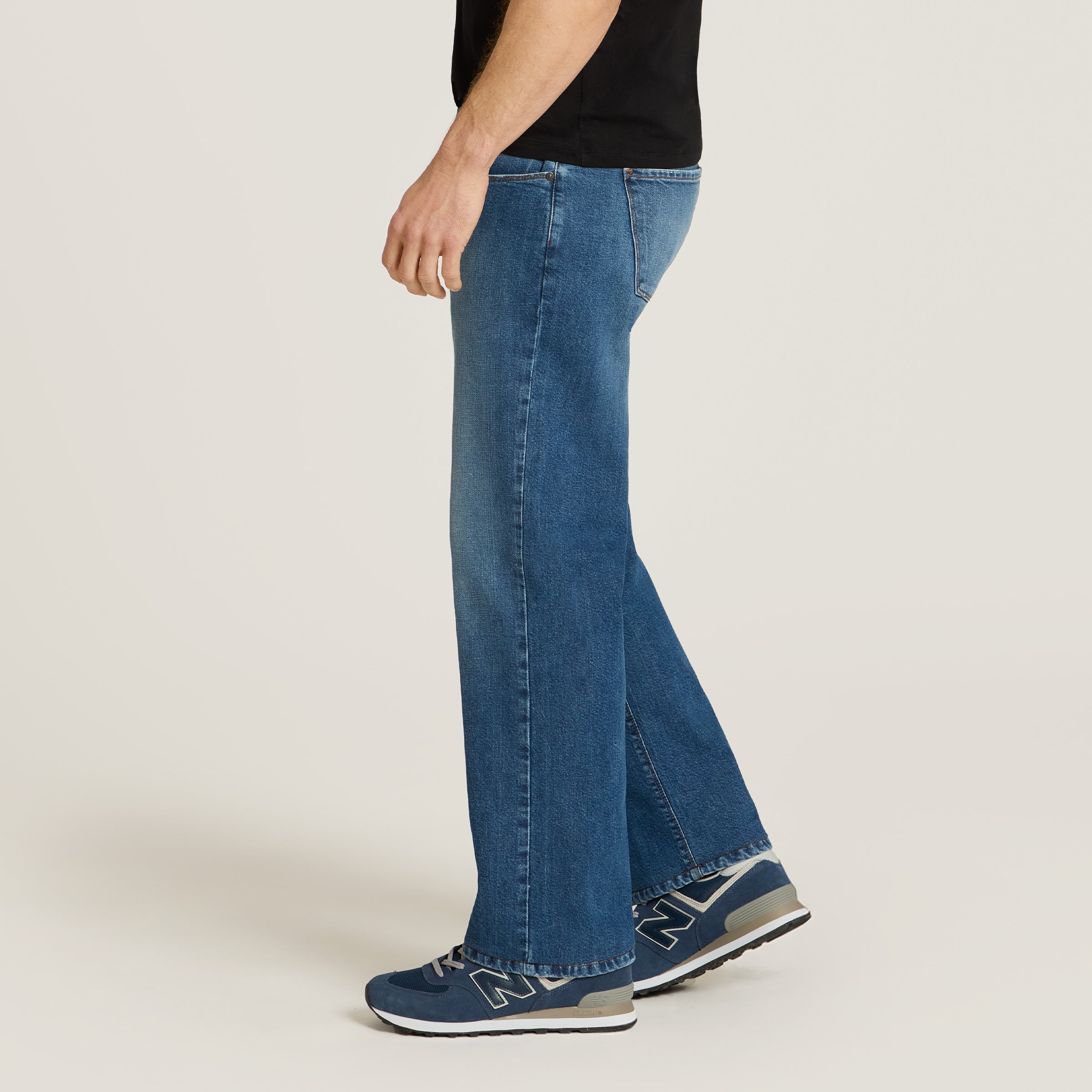 stra_ridg_27mo_2400x2400_3_413dfb60-a7d4-41aa-bf40-8077ea896bc7.jpg