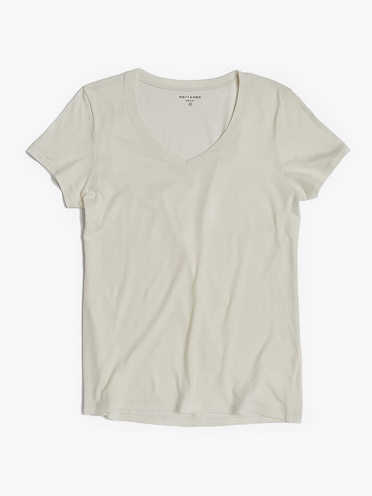 vintagewhite_vneck_0212.jpg