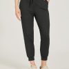 Cropped Performance Jogger
