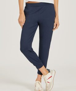 Cropped Performance Jogger
